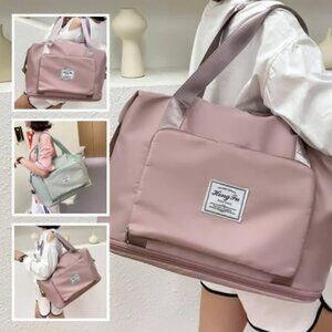 NWOT Hong Fu Expandable Gym/Duffle Bag in Lavender